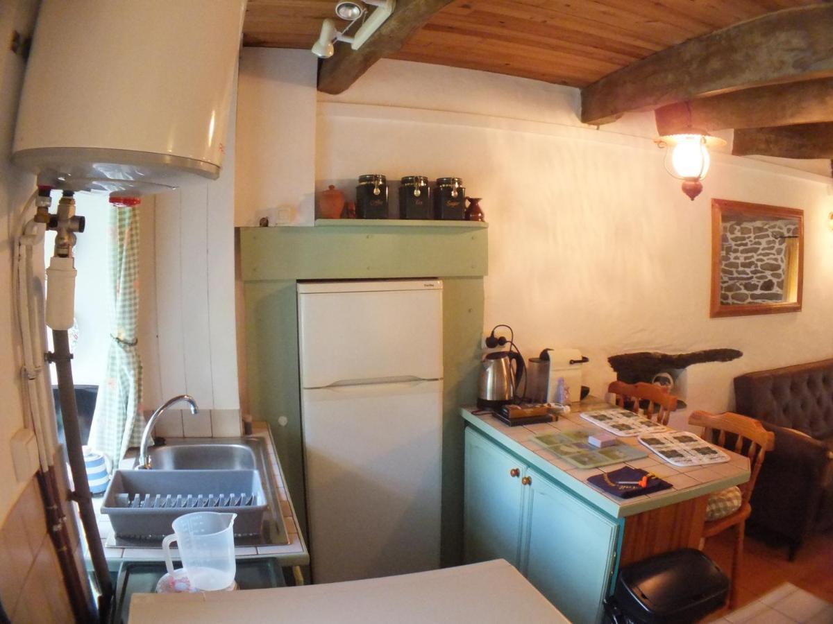 La Maison De Poupee Berrien Kültér fotó
