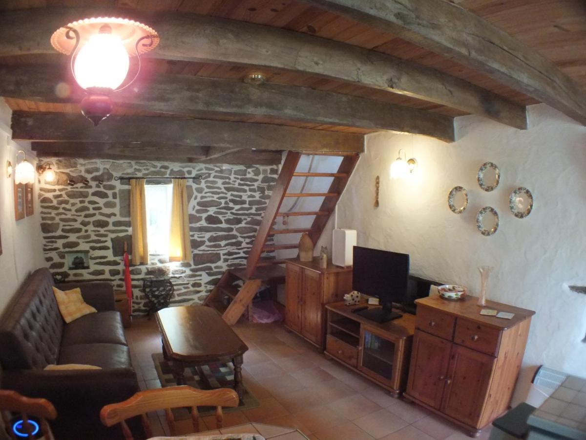 La Maison De Poupee Berrien Kültér fotó