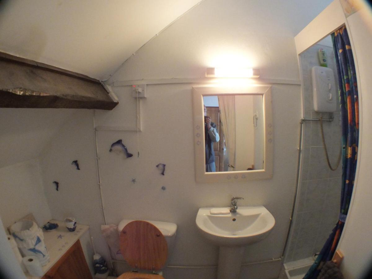 La Maison De Poupee Berrien Kültér fotó